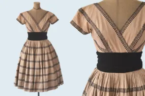 1950s Brown Satin and Embroidered Lace Dress size XS