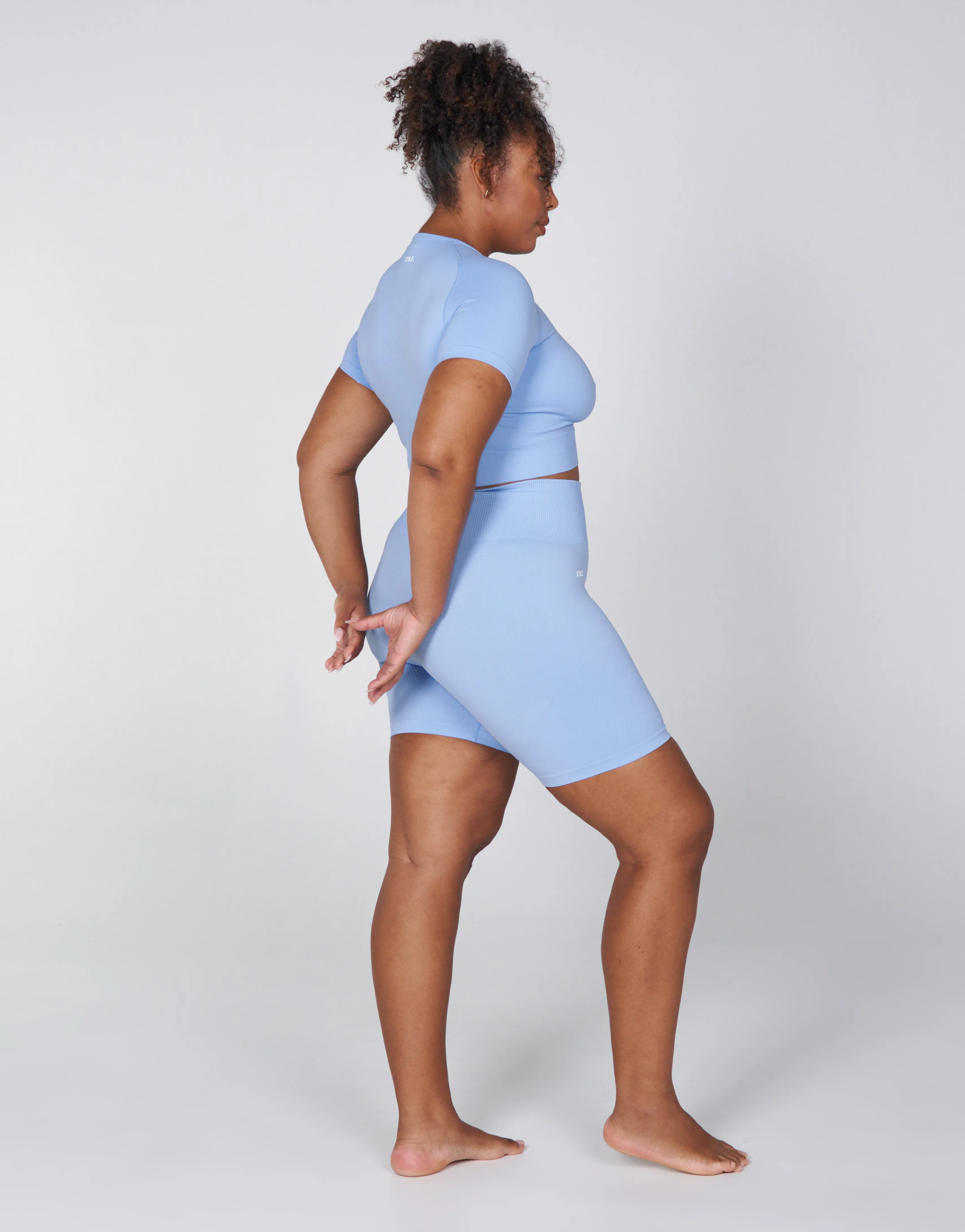 Premium Seamless Favourites Midi Bike Shorts - Baby Blue