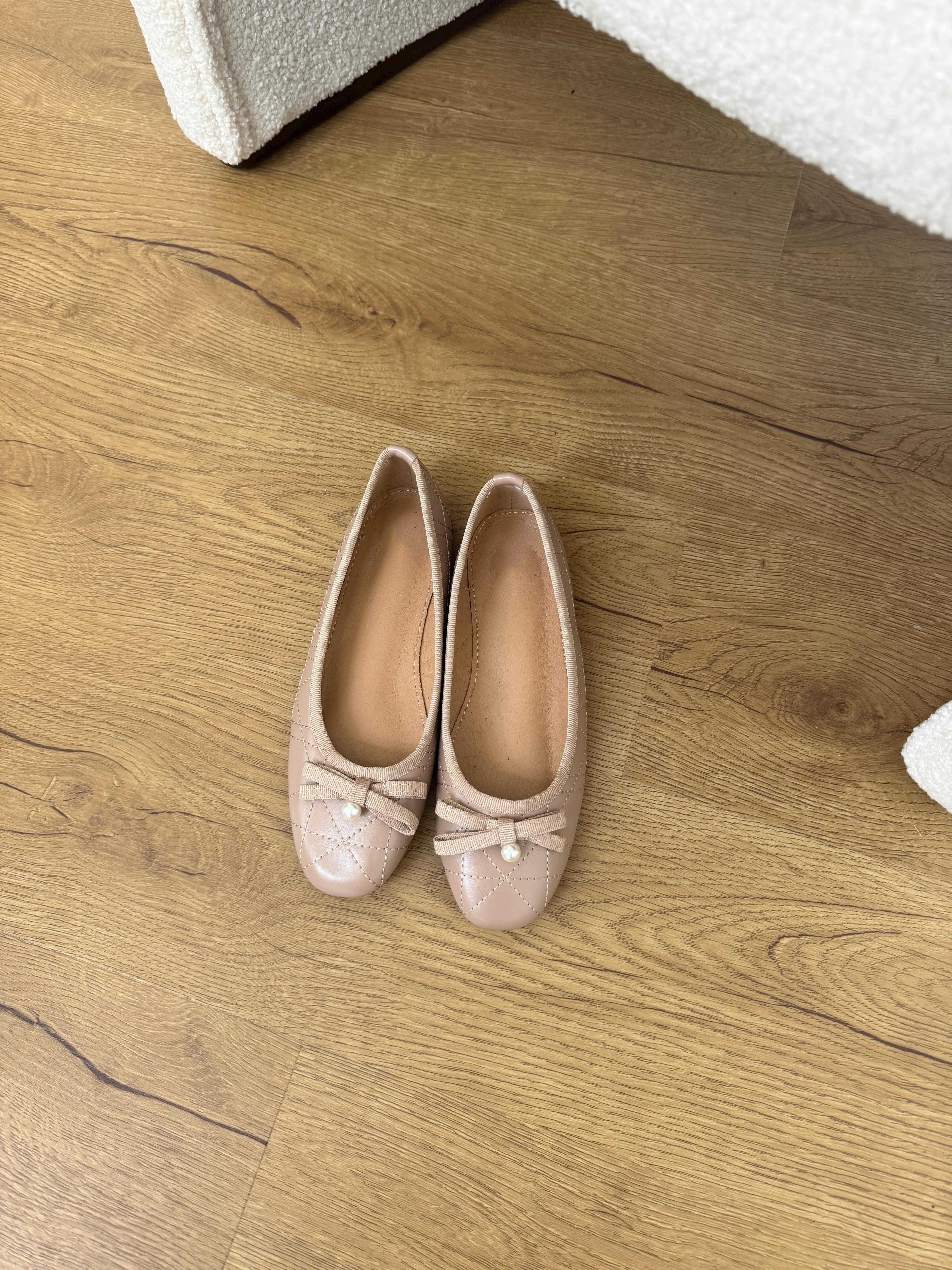 ria ballet flats in nude