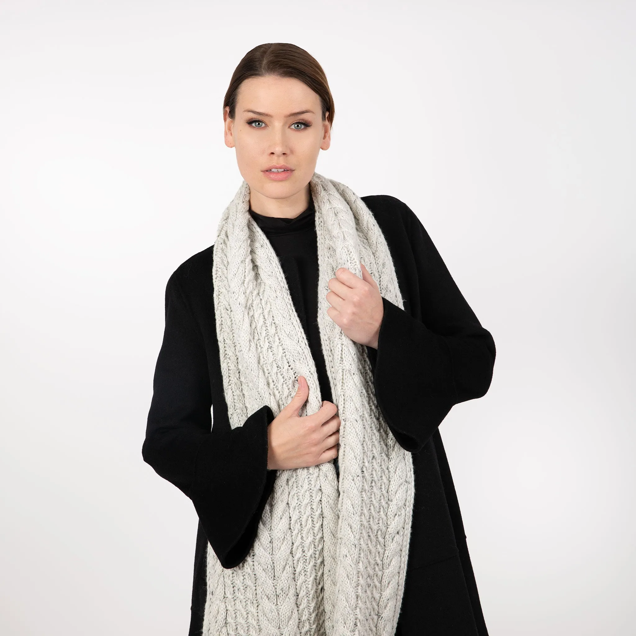 Women’s Cable Knit Scarf with Marl Yarn